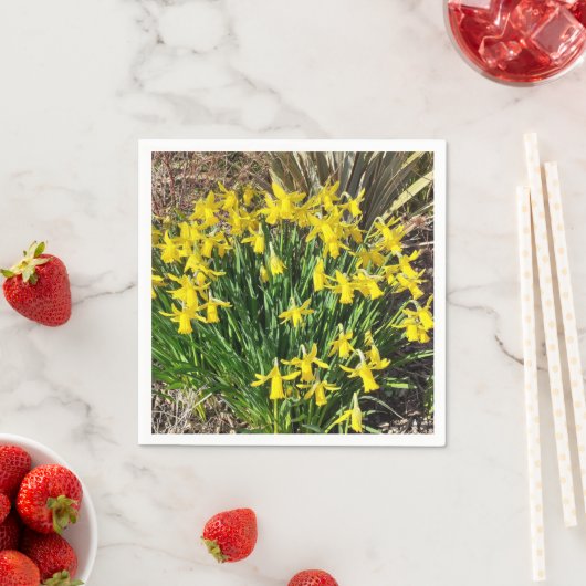 Serviette En Papier Jaune Daffodique de printemps Papier Napkin (En situation)