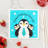 Serviette En Papier Joli Anniversaire Garçon Pingouins Blue Neckties (En situation)