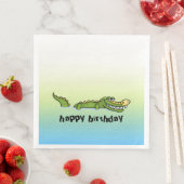 Serviette En Papier Joyeux Alligator d'anniversaire (En situation)