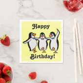 Serviette En Papier Joyeux Anniversaire des pingouins dansants ! (En situation)