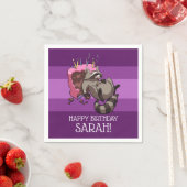 Serviette En Papier Joyeux anniversaire Greedy Raccoon Cake Cartoon (En situation)
