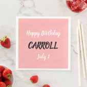 Serviette En Papier Joyeux Pinceau Anniversaire Brosse Script rose (En situation)