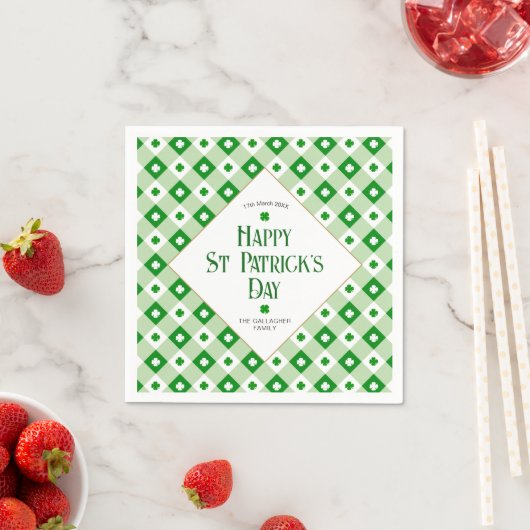Serviette En Papier Joyeux St Patrick's Day Verte Clover Nom de l'avio (En situation)