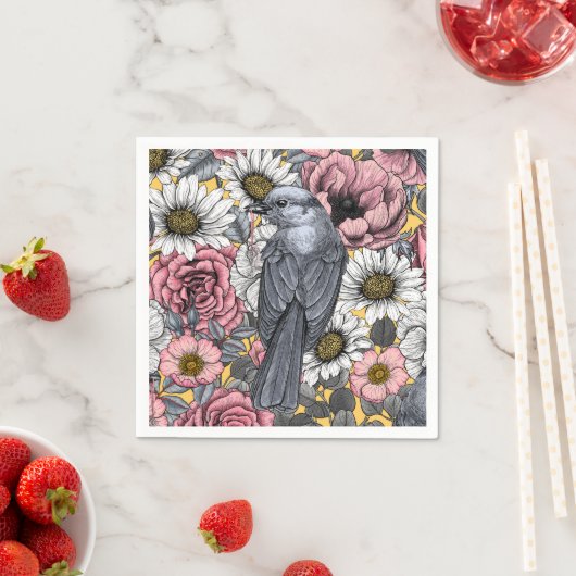 Serviette En Papier Jus gris et fleurs (En situation)