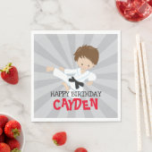 Serviette En Papier Karate boy rouge Martial Arts Anniversaire (En situation)