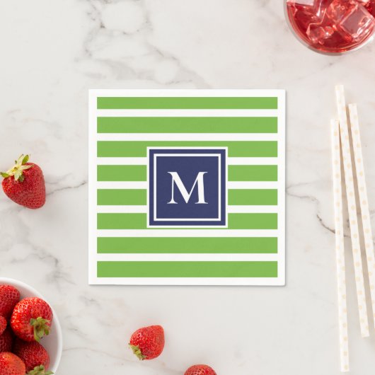 Serviette En Papier Kelly Green Stripe moderne Monogram Plage côtière (En situation)