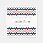 Serviette En Papier La collection Mariage moderne Chevron Rose & Navy (Devant)
