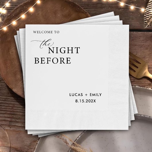 Serviette En Papier La Nuit Avant Le Dîner De La Répétition