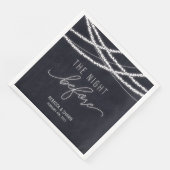 Serviette En Papier La Nuit Avant Le Dîner De La Répétition Mariage Pa (Coin)