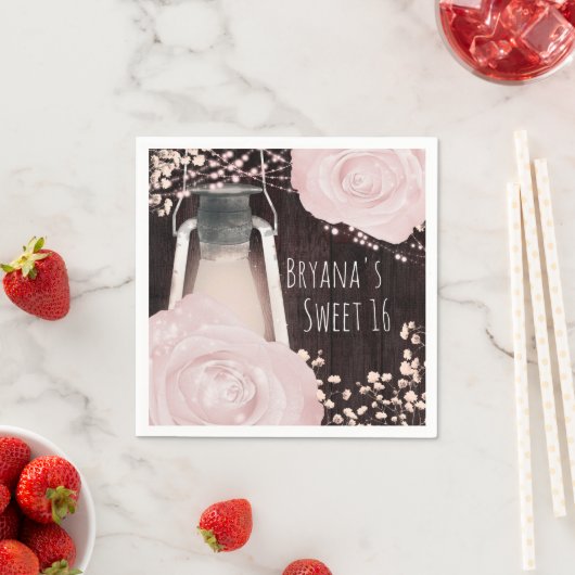 Serviette En Papier Lanterne Lumineuse Rustique Bébé rose Blush Roses  (En situation)