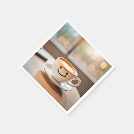 Serviette En Papier Latte Souriante Par Fenêtre Ensoleillée (Coin)