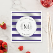 Serviette En Papier Laurel Monogrammed Argent et Blue Grad Party (En situation)