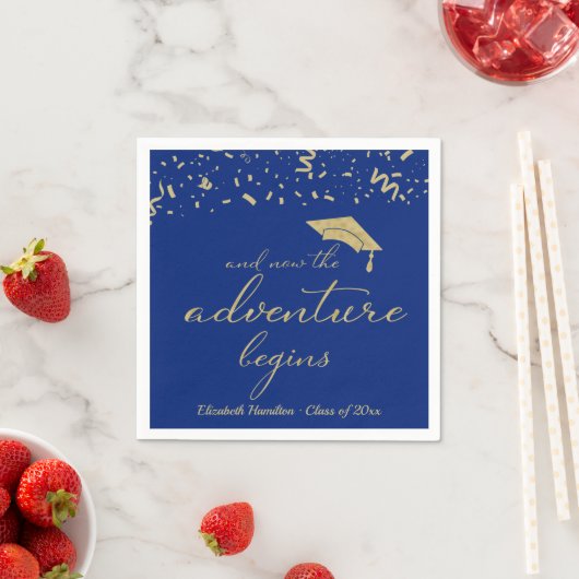 Serviette En Papier L'aventure commence Gold Foil Blue Grad Party (En situation)