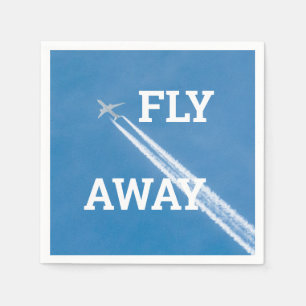 Serviette En Papier L'avion vole dans le ciel bleu