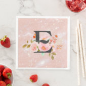 Serviette En Papier Letter E (En situation)