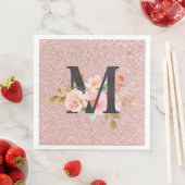 Serviette En Papier Lettre M (En situation)