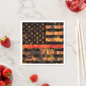 Serviette En Papier Ligne rouge mince et flammes (En situation)