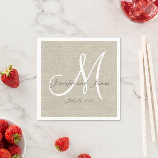 Serviette En Papier Linge beige Gris Blanc Monogramme Mariage Keepsaké (En situation)