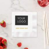 Serviette En Papier Logo d'entreprise simple et personnalisable (En situation)