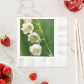 Serviette En Papier Lys blancs de la vallée (Convallaria majalis) (En situation)