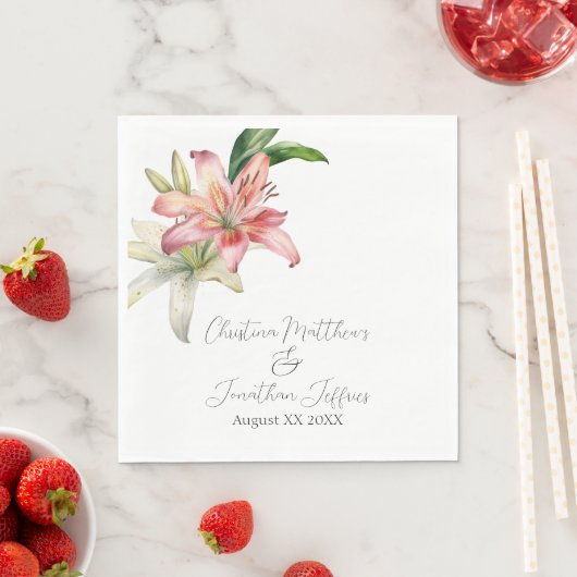 Serviette En Papier Lys romantiques roses et blancs (En situation)