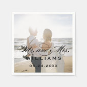 Serviette En Papier M. et Mme Black Elegant Script Mariage Photo (Devant)