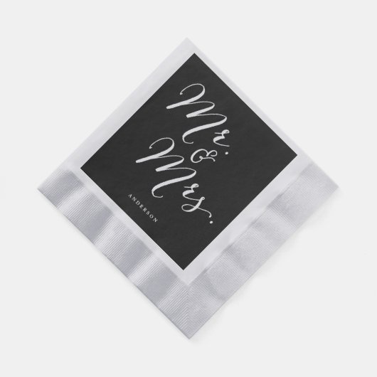 Serviette En Papier M. & Mme Classic Script Calligraphy Nom Mariage (Coin)