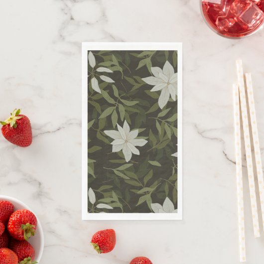 Serviette En Papier Magnolia et feuilles verts sur noir (En situation)