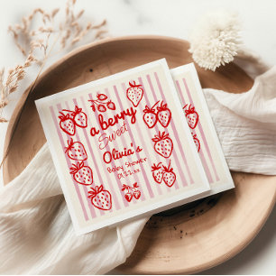 Serviette En Papier Main Tirée Un Baby shower De Fraises Sucrées Berry