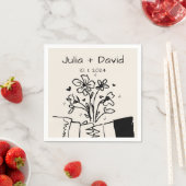 Serviette En Papier Main Whimsical tiré Mariage floral (En situation)