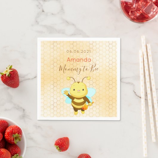 Serviette En Papier Maman to Bee Baby shower jaune mignon (En situation)