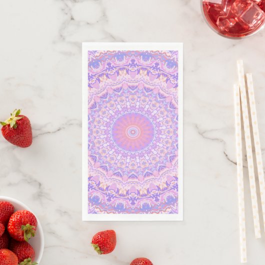 Serviette En Papier Mandala bohème complexe aux couleurs psychédélique (En situation)