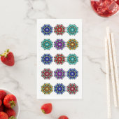 Serviette En Papier Mandala en différentes couleurs (En situation)