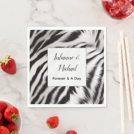 Serviette En Papier Mariage animal noir blanc Zebra (En situation)