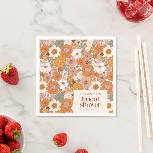 Serviette En Papier Mariage bohème personnalisé avec fleurs rétro en t (En situation)