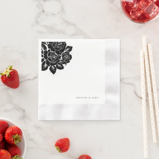 Serviette En Papier Mariage damassé noir et blanc (En situation)