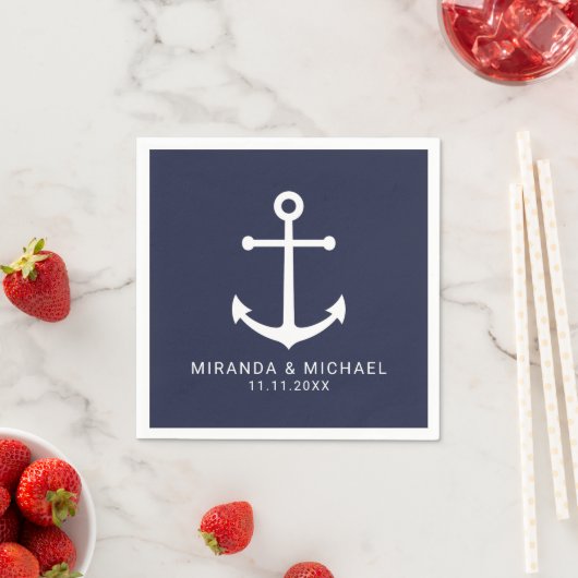 Serviette En Papier Mariage d'Ancre bleu marine moderne (En situation)