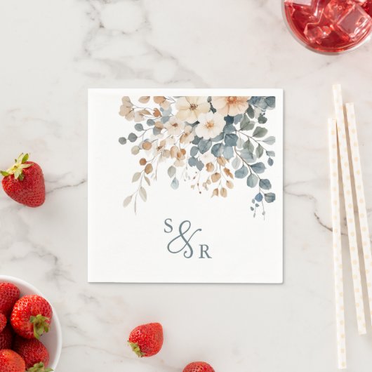 Serviette En Papier Mariage d'aquarelle florale moelleuse (En situation)