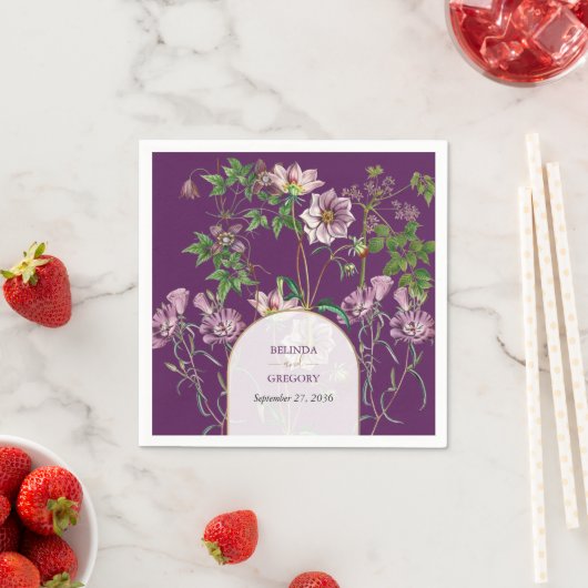 Serviette En Papier Mariage d'arc doré fleuri violet (En situation)