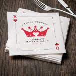 Serviette En Papier Mariage de carte de poker King & Queen of Hearts C<br><div class="desc">Roi et reine des coeurs jouant des serviettes mariages de carte. Personnalisez-le avec les détails de votre événement. Idéal pour un poker ou une fête thématique à Las Vegas.</div>