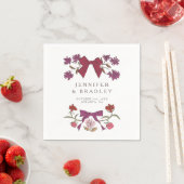 Serviette En Papier Mariage de rubans et fleurs Magenta Boho (En situation)