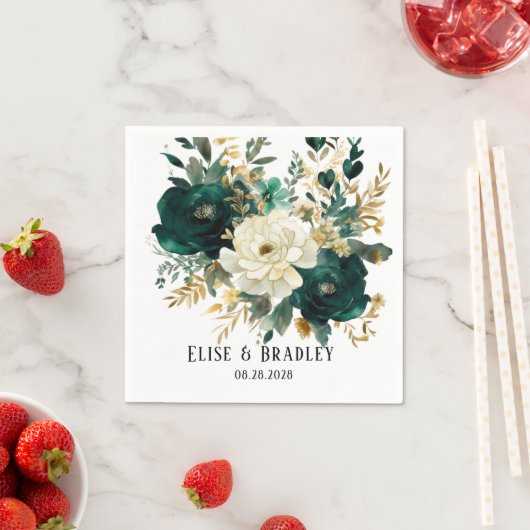 Serviette En Papier Mariage Emerald Green et White Gold Peonies (En situation)