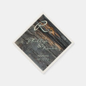 Serviette En Papier Mariage en bois de monogramme (Coin)