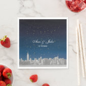 Serviette En Papier Mariage étoilé bleu NYC ajusté (En situation)