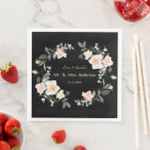 Serviette En Papier Mariage Fleurs Blanches Aquarelle Rose Noir (En situation)