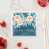 Serviette En Papier Mariage floral bleu marine moderne (En situation)