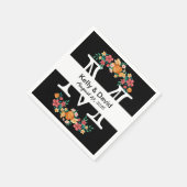 Serviette En Papier Mariage Floral noir et blanc Monogramme (Coin)