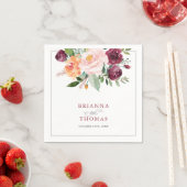 Serviette En Papier Mariage floral rose de Bourgogne rustique (En situation)