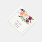 Serviette En Papier Mariage floral rose de Bourgogne rustique (Coin)