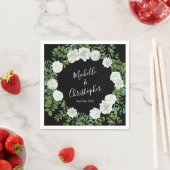 Serviette En Papier Mariage floral rose noir et blanc (En situation)